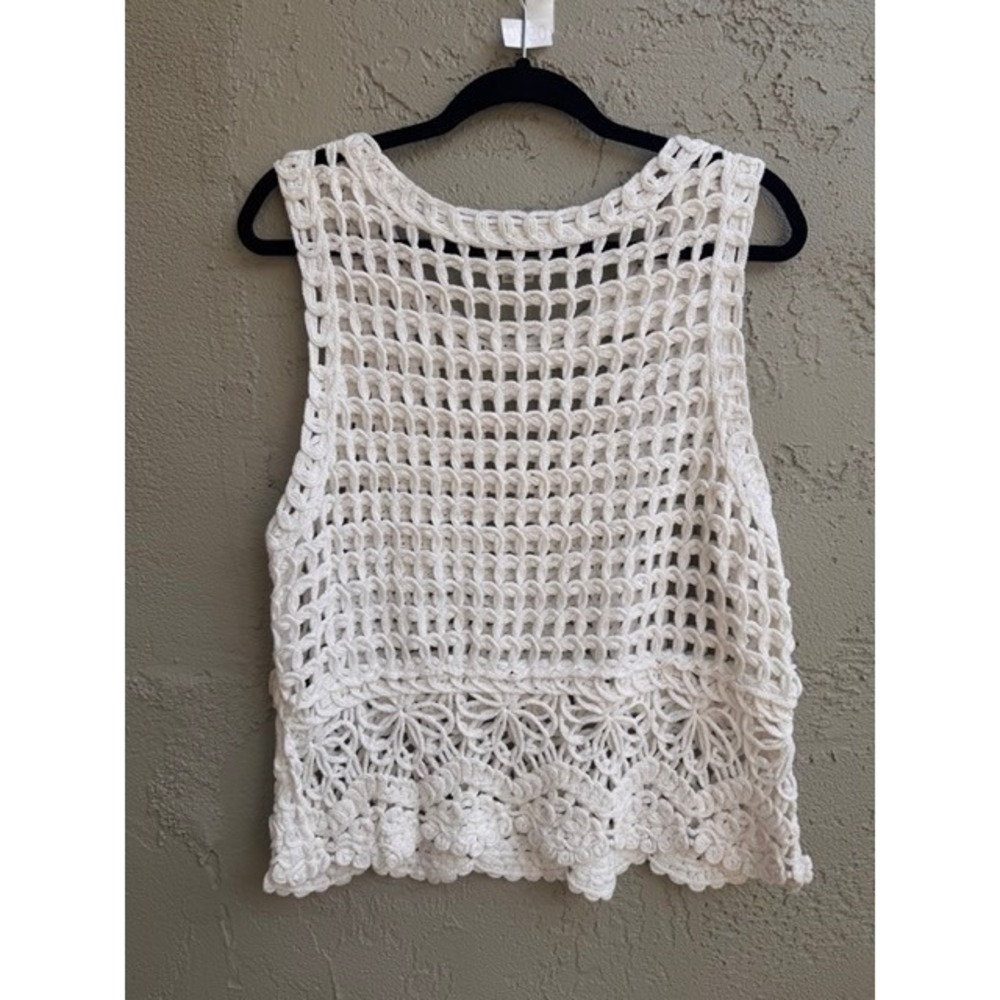 Ultra Pink Womens White Crochet Sleeveless Top LARGE Boho Lace Scalloped Cottage - Picture 8 of 9